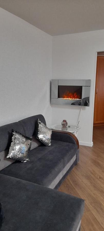 Cozy In Unique Town - Apartment *